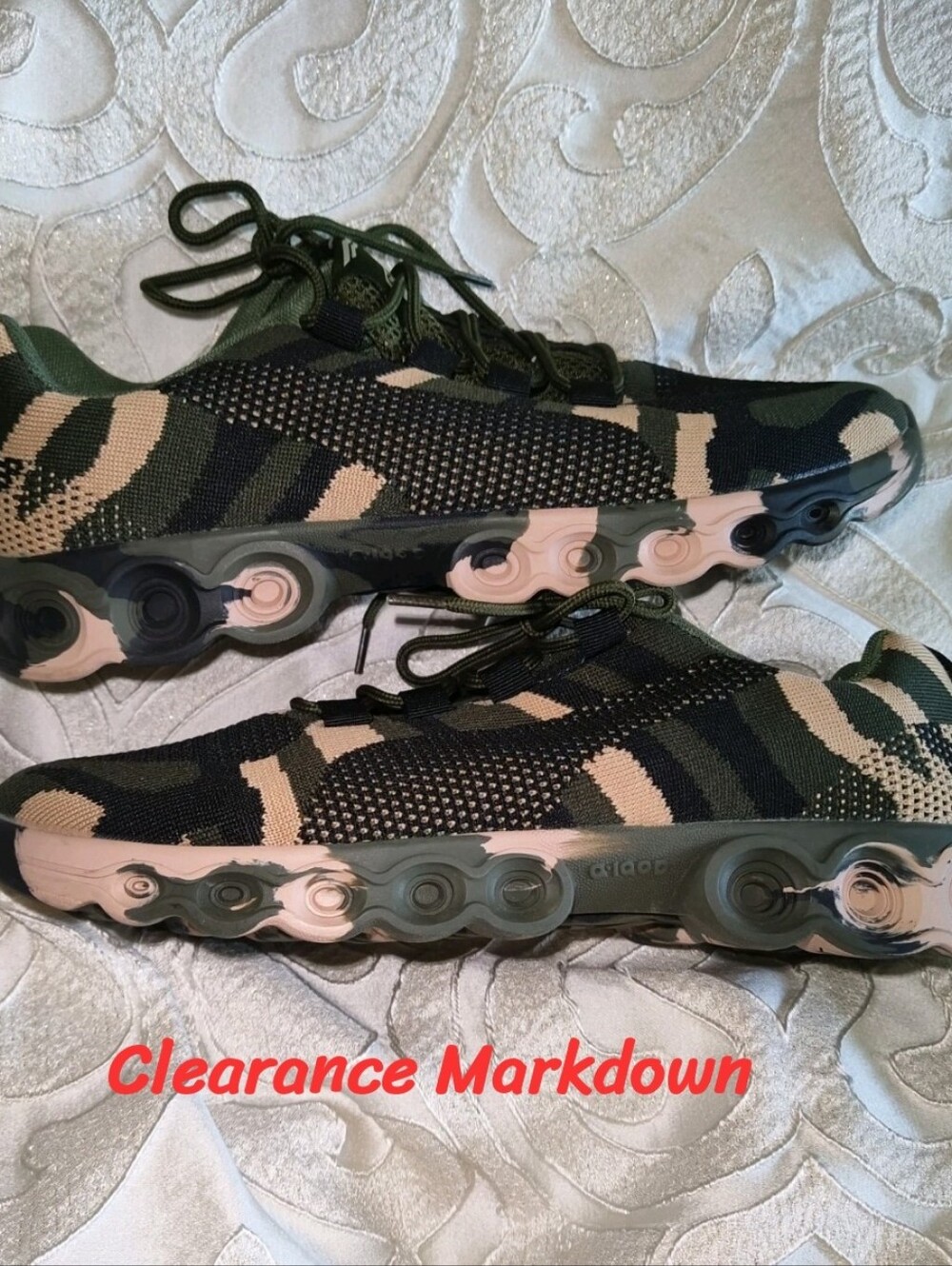 Camouflage Fashion Sneakers Green Beige Women’s 11 Men’s 9.5 New Athletic Shoes